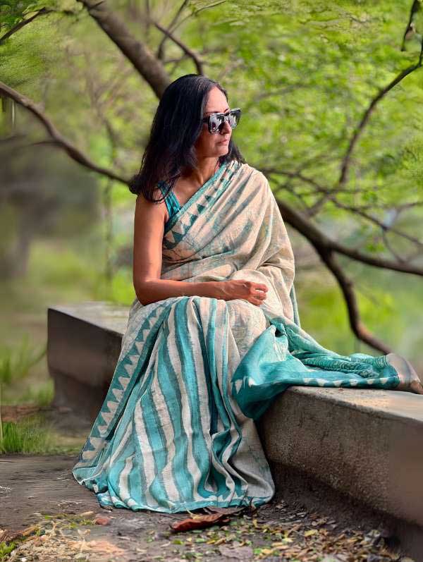 Mohar Sagar Neel Mati Saree