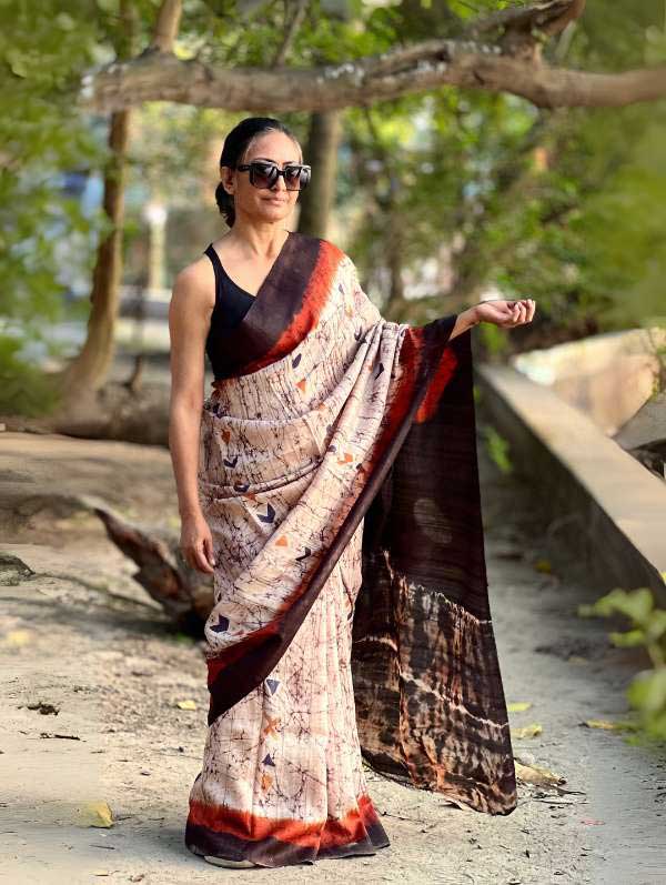 mohor-red-floral-v-neck-blouse-side-(4)